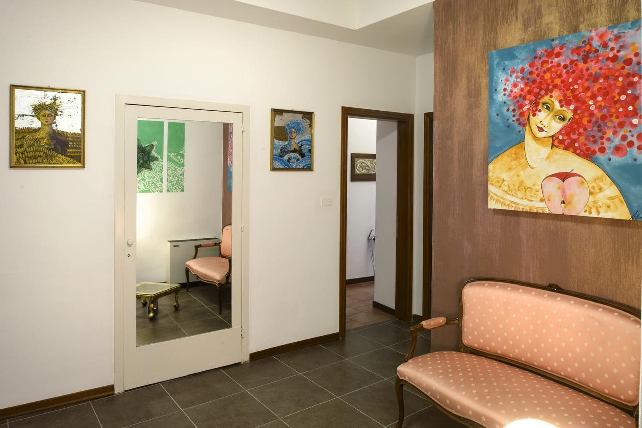 Hotel Porta Marmorea Gubbio Exterior photo