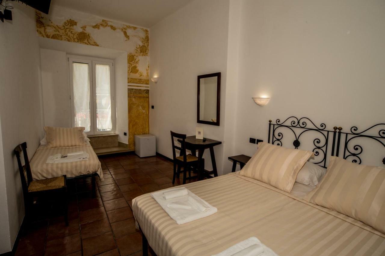Hotel Porta Marmorea Gubbio Exterior photo